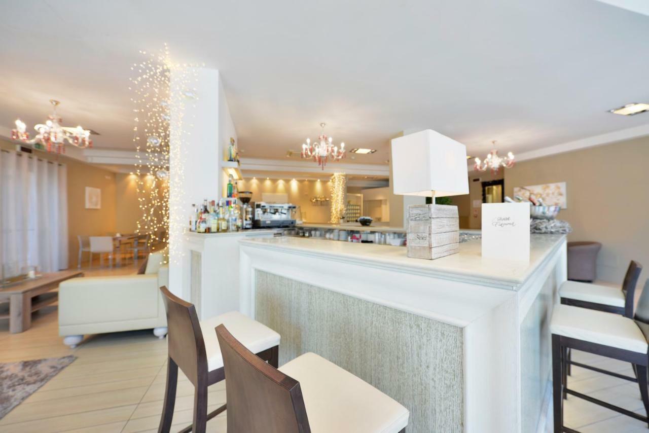 Hotel Fiamma & Spa Cesenatico Exterior foto